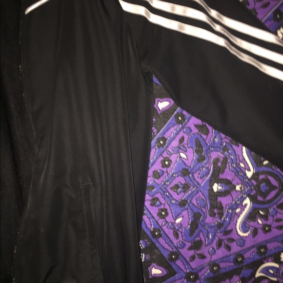 Adidas windbreaker/jacket - Picture 6 of 7
